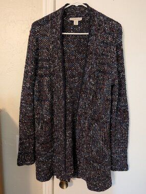 Warm, navy blue cardigan